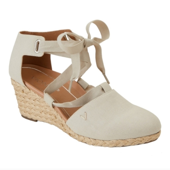 Vionic Aruba Kaitlyn Espadrille Wedge Sandal, Size 7.5 - Picture 12 of 15